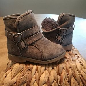 Toddler boots